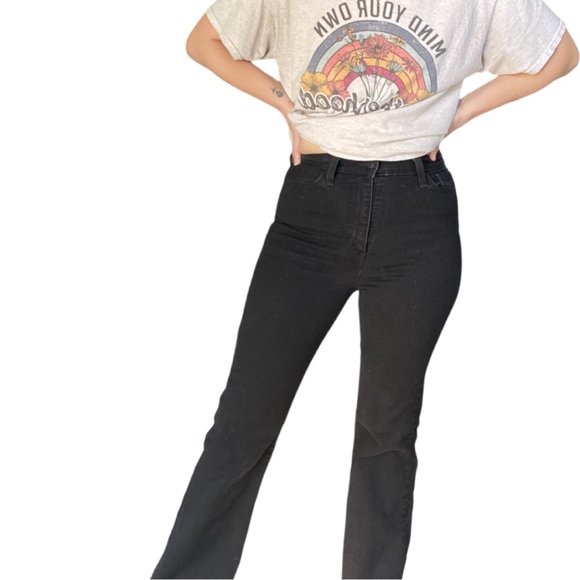 Levi’s Black Flare Jeans Women’s - Picture 3 of 14